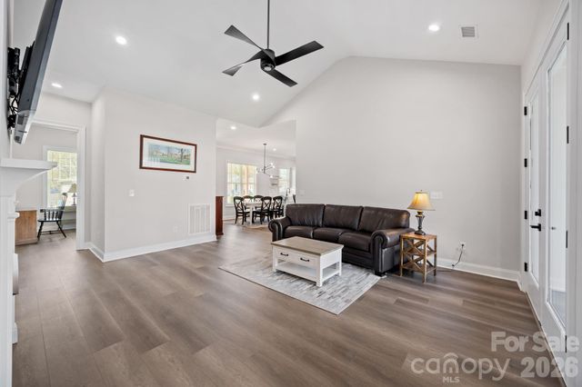 214 S Cedar Street, Belmont, NC 28012