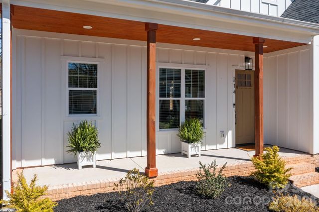 214 S Cedar Street, Belmont, NC 28012