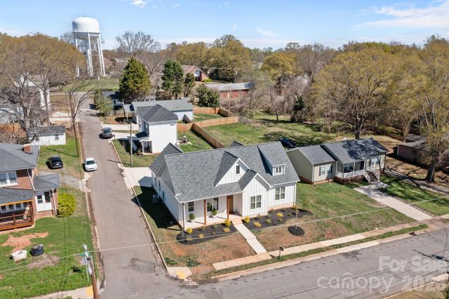 214 S Cedar Street, Belmont, NC 28012