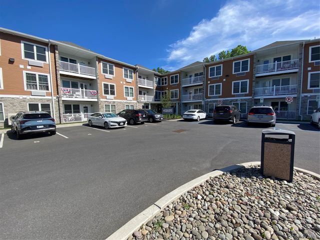 126 N Montgomery Street 122, Walden, NY 12586