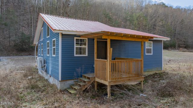 210 Adams Lane, Mooresburg, TN 37811