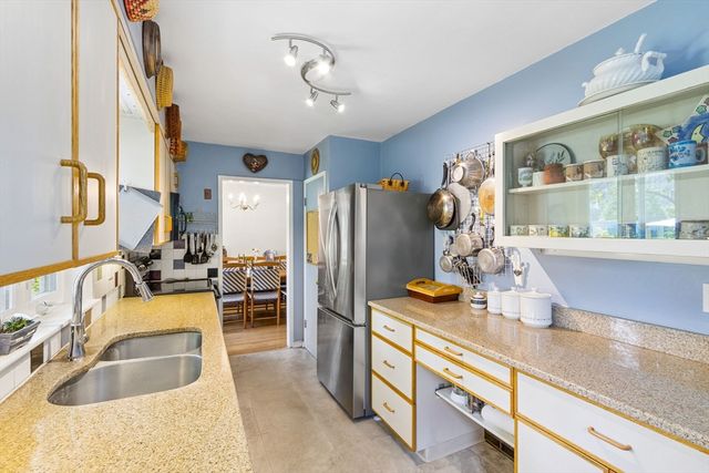 4 Murdoch Road, Natick, MA 01760