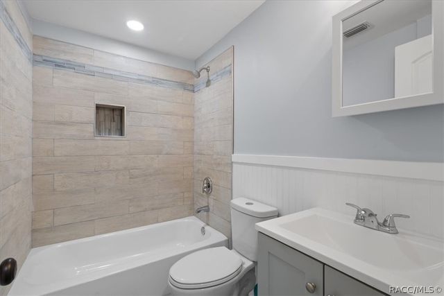 13 62nd Street, Yankeetown, FL 34498