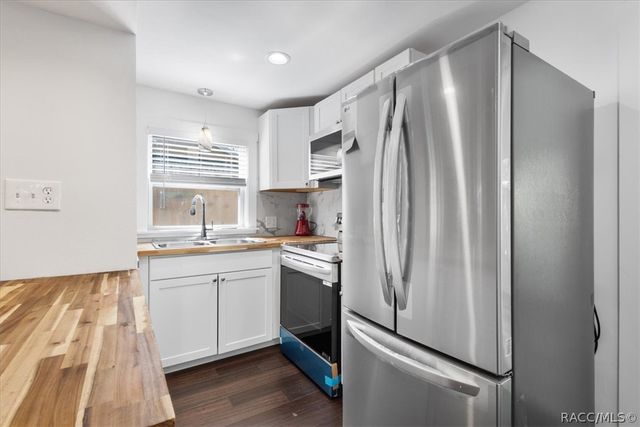 13 62nd Street, Yankeetown, FL 34498