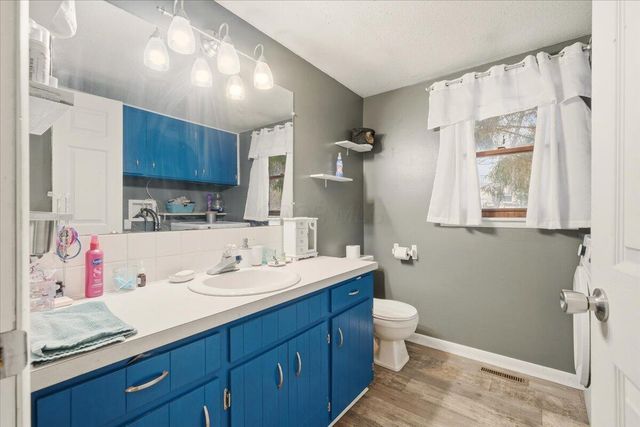 6 Adena Court, Fredericktown, OH 43019