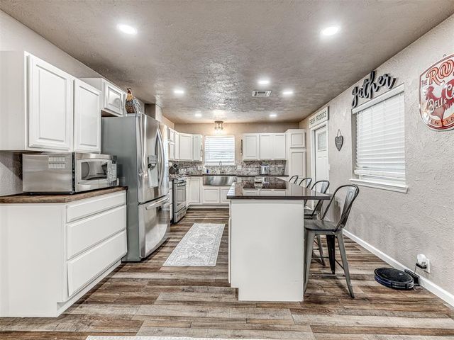 36506 Garretts Lake Road, Shawnee, OK 74804