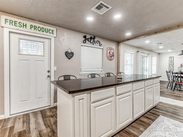 36506 Garretts Lake Road, Shawnee, OK 74804