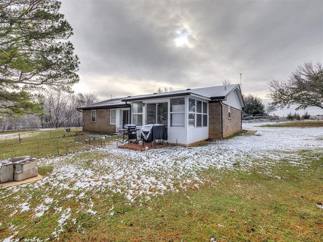 36506 Garretts Lake Road, Shawnee, OK 74804