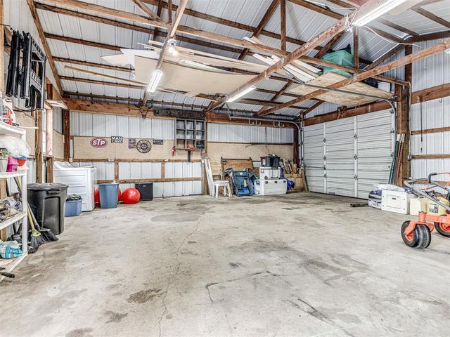 36506 Garretts Lake Road, Shawnee, OK 74804