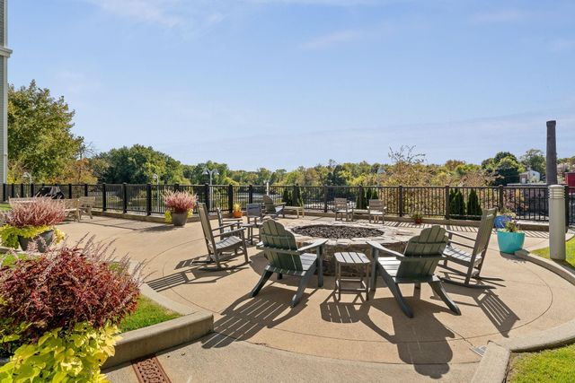 60 Winooski Falls Way Unit 1212, Winooski, VT 05404