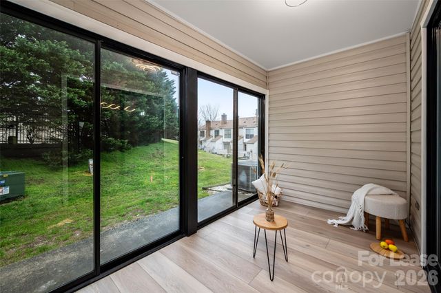 10943 Carmel Crossing Road, Charlotte, NC 28226