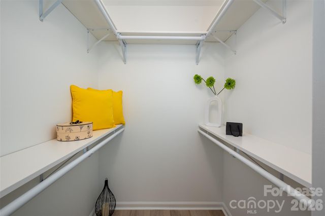 10943 Carmel Crossing Road, Charlotte, NC 28226