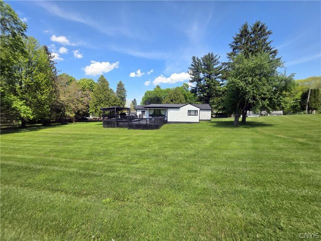 5046 Bradbury Drive, Onondaga, NY 13215