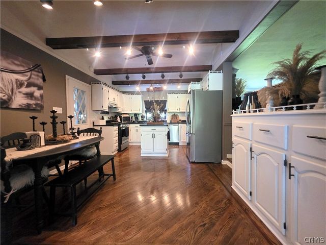 5046 Bradbury Drive, Onondaga, NY 13215
