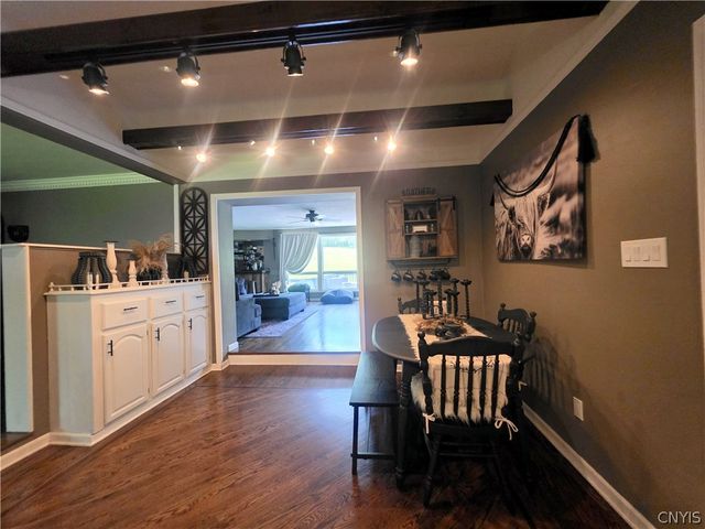 5046 Bradbury Drive, Onondaga, NY 13215