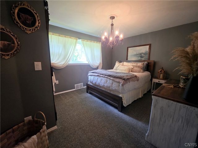 5046 Bradbury Drive, Onondaga, NY 13215