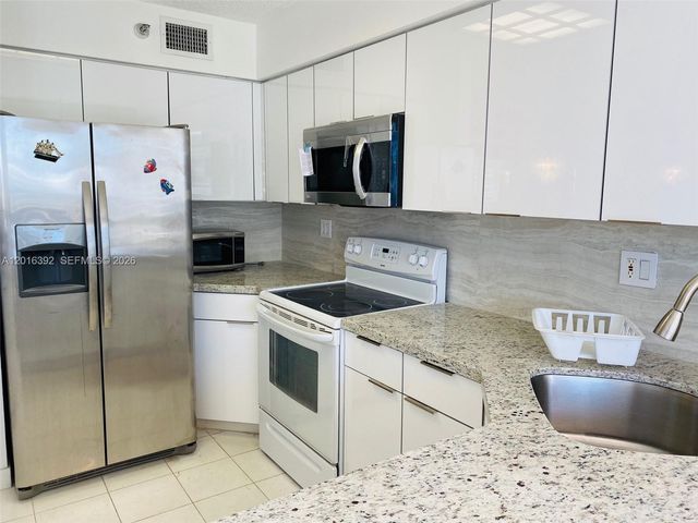 19101 NE 36th Ct 1102, Aventura, FL 33180
