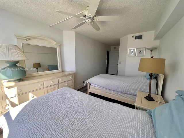 19101 NE 36th Ct 1102, Aventura, FL 33180