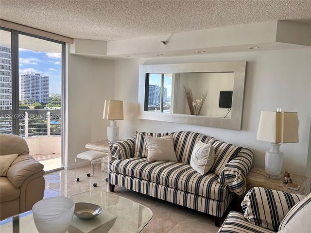 19101 NE 36th Ct 1102, Aventura, FL 33180