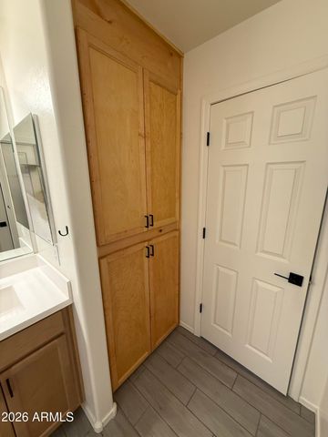 5838 S 23RD Drive, Phoenix, AZ 85041