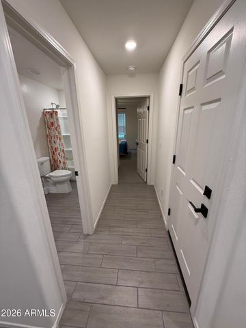 5838 S 23RD Drive, Phoenix, AZ 85041