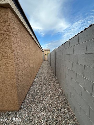 5838 S 23RD Drive, Phoenix, AZ 85041