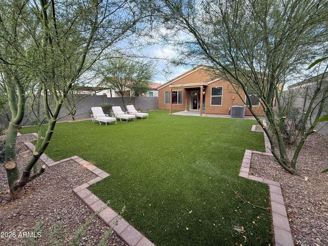 5838 S 23RD Drive, Phoenix, AZ 85041