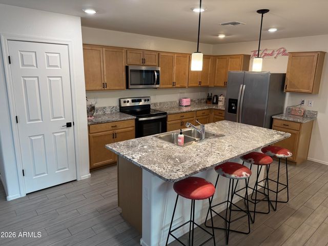 5838 S 23RD Drive, Phoenix, AZ 85041