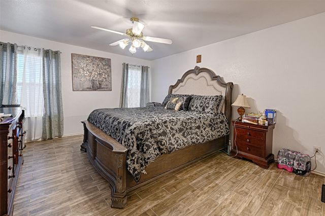 101 Fairbanks Drive, Garland, TX 75043