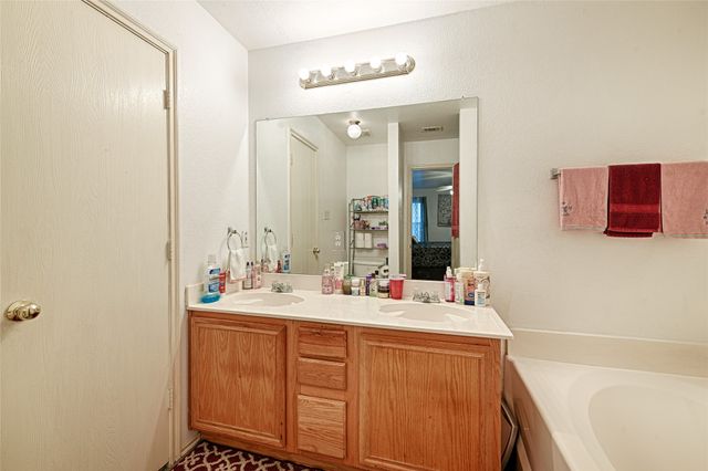 101 Fairbanks Drive, Garland, TX 75043