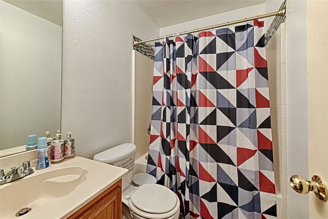 101 Fairbanks Drive, Garland, TX 75043