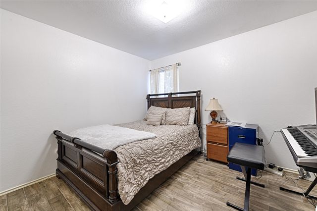 101 Fairbanks Drive, Garland, TX 75043