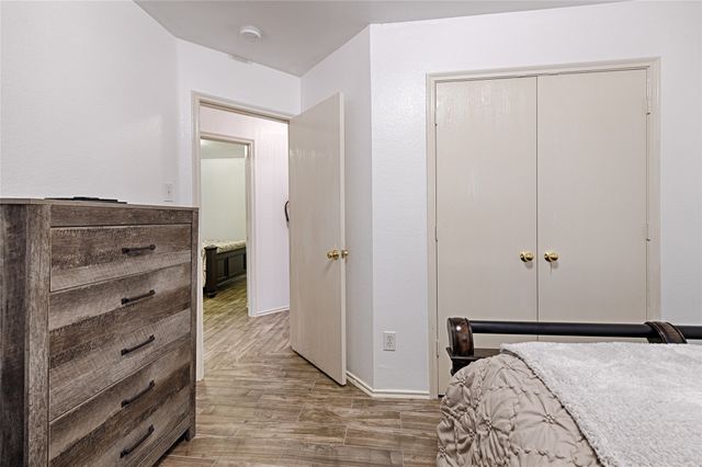 101 Fairbanks Drive, Garland, TX 75043