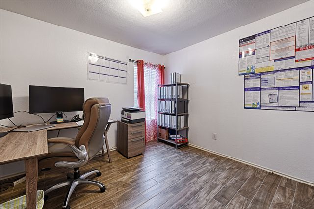 101 Fairbanks Drive, Garland, TX 75043