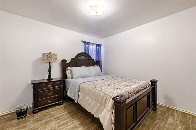 101 Fairbanks Drive, Garland, TX 75043