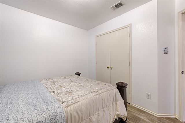 101 Fairbanks Drive, Garland, TX 75043