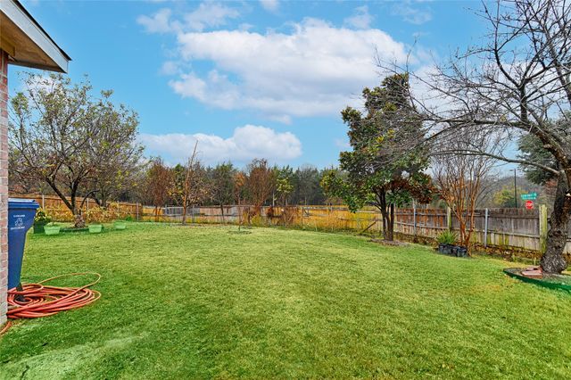 101 Fairbanks Drive, Garland, TX 75043