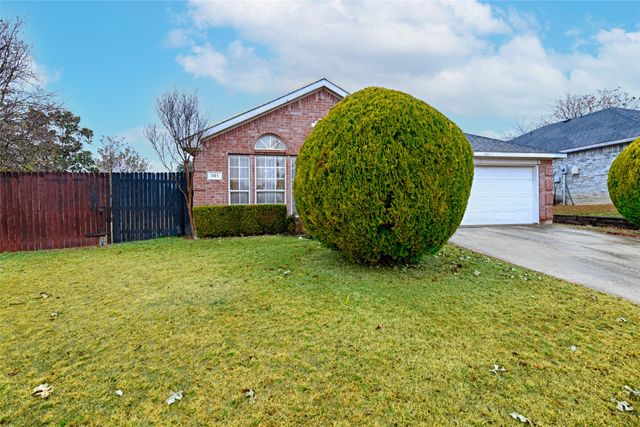101 Fairbanks Drive, Garland, TX 75043