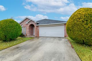 101 Fairbanks Drive, Garland, TX 75043