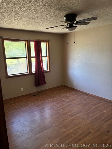 2600 S Hickory Street, Sapulpa, OK 74066