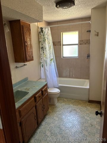 2600 S Hickory Street, Sapulpa, OK 74066