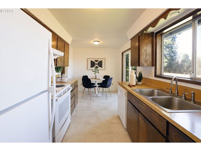 16285 Sw ROSA Rd, Beaverton, OR 97007