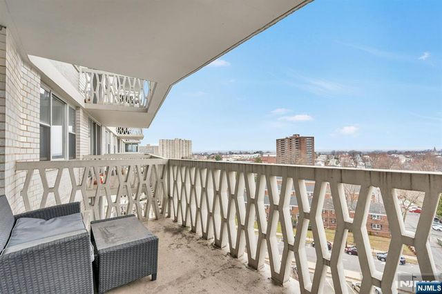 2000 Linwood Avenue 9E, Fort Lee, NJ 07024
