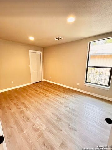 316 Bargas, San Antonio, TX 78210