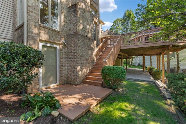 1358 LAKE FOREST CT, Reston, VA 20194