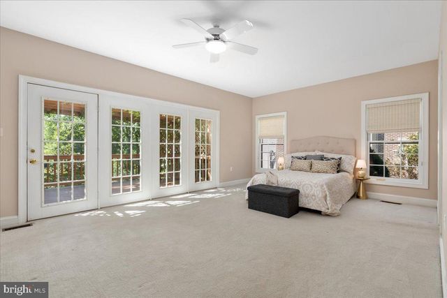 1358 LAKE FOREST CT, Reston, VA 20194