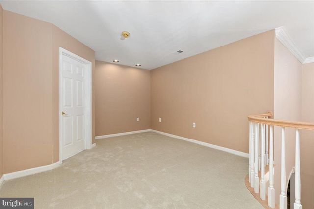 1358 LAKE FOREST CT, Reston, VA 20194
