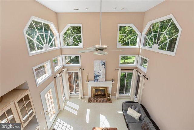1358 LAKE FOREST CT, Reston, VA 20194