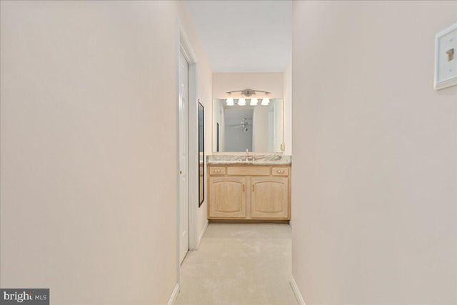 1358 LAKE FOREST CT, Reston, VA 20194