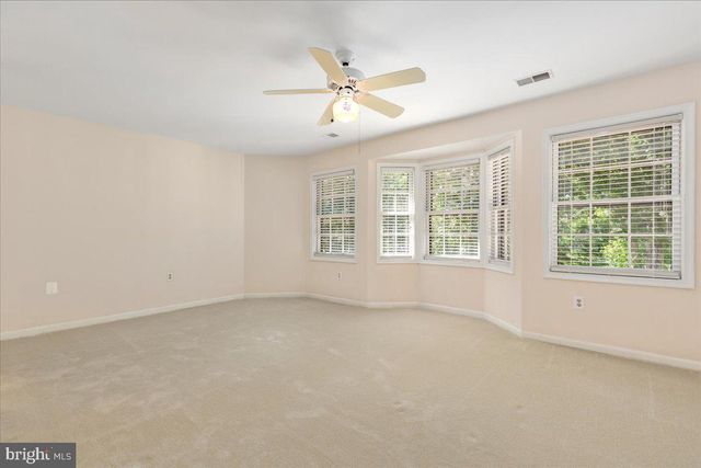 1358 LAKE FOREST CT, Reston, VA 20194